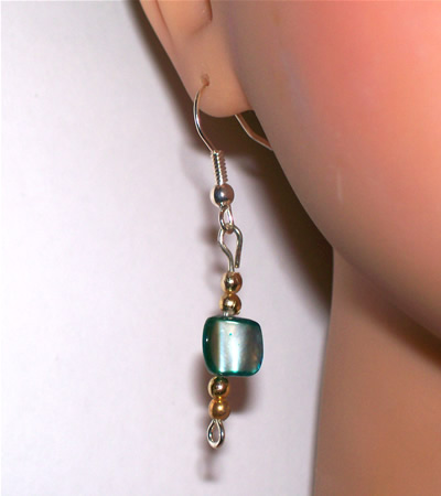 LONE Earings - Green shell